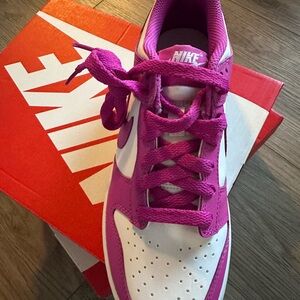 Nike Kids Dunk Low Fuchsia and White Sneakers